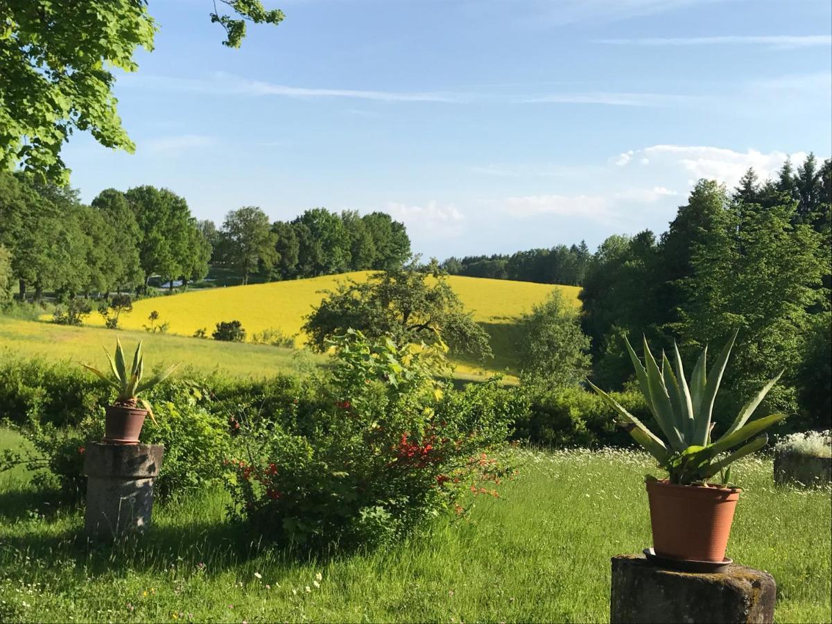 Gaestehaus Gut Frauendorf Windorf  외부 사진