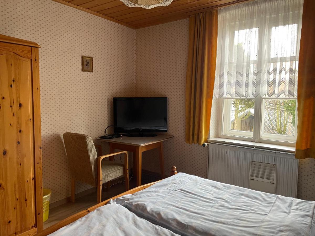 Gaestehaus Gut Frauendorf Windorf  외부 사진
