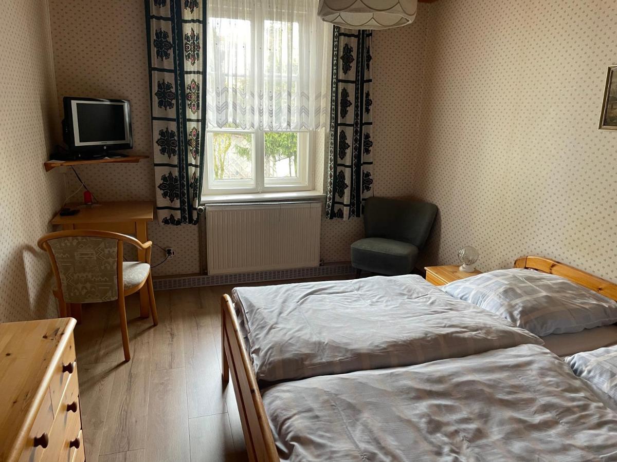 Gaestehaus Gut Frauendorf Windorf  외부 사진