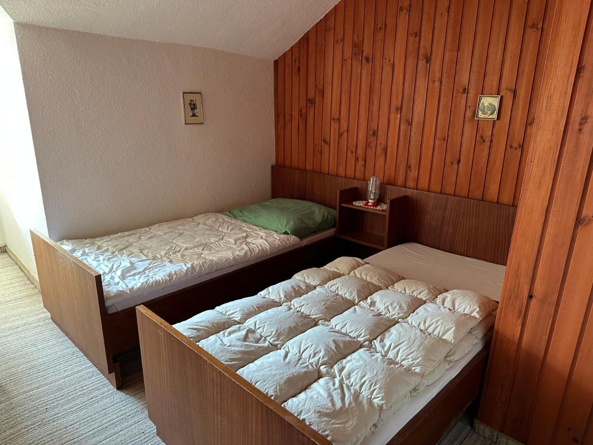 Gaestehaus Gut Frauendorf Windorf  외부 사진